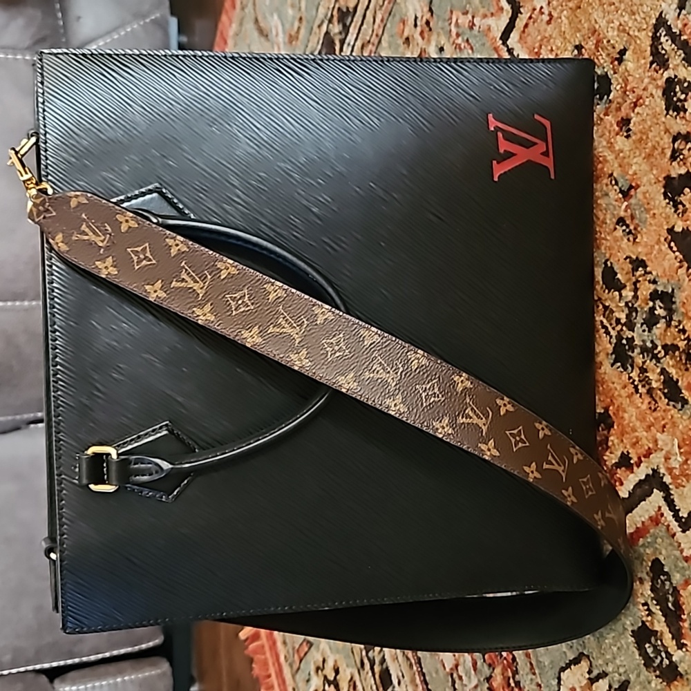Louis Vuitton On the Go